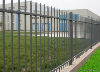 方管鐵藝護(hù)欄 方管鐵藝護(hù)欄